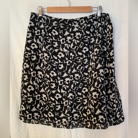 Mexx black and off-white abstract patterned skirt, size EU 42 - Picture 2 of 8